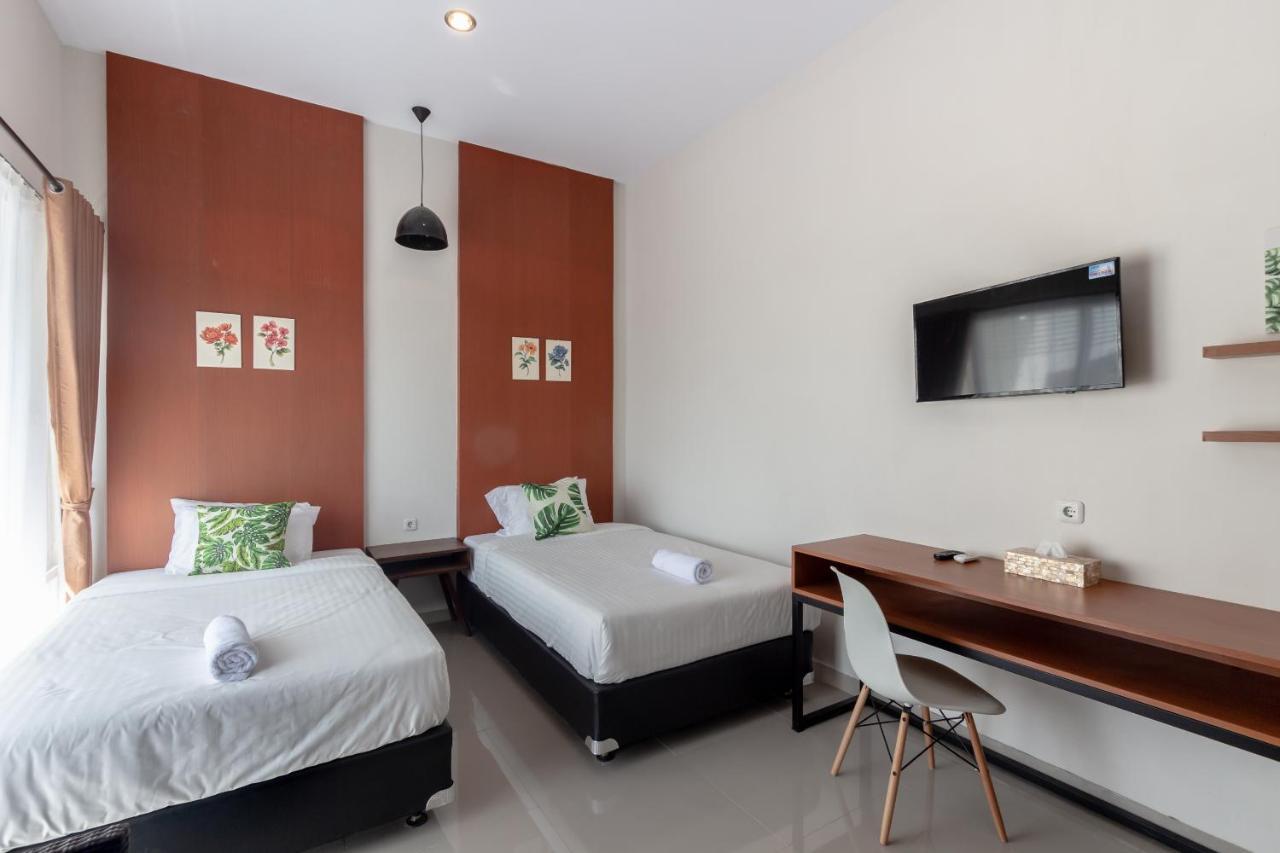 Omah Manis Hostel Yogyakarta Ngoại thất bức ảnh