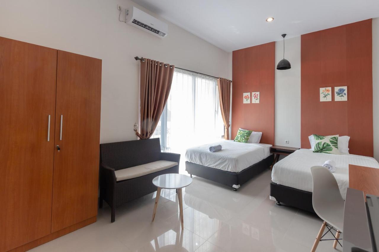 Omah Manis Hostel Yogyakarta Ngoại thất bức ảnh