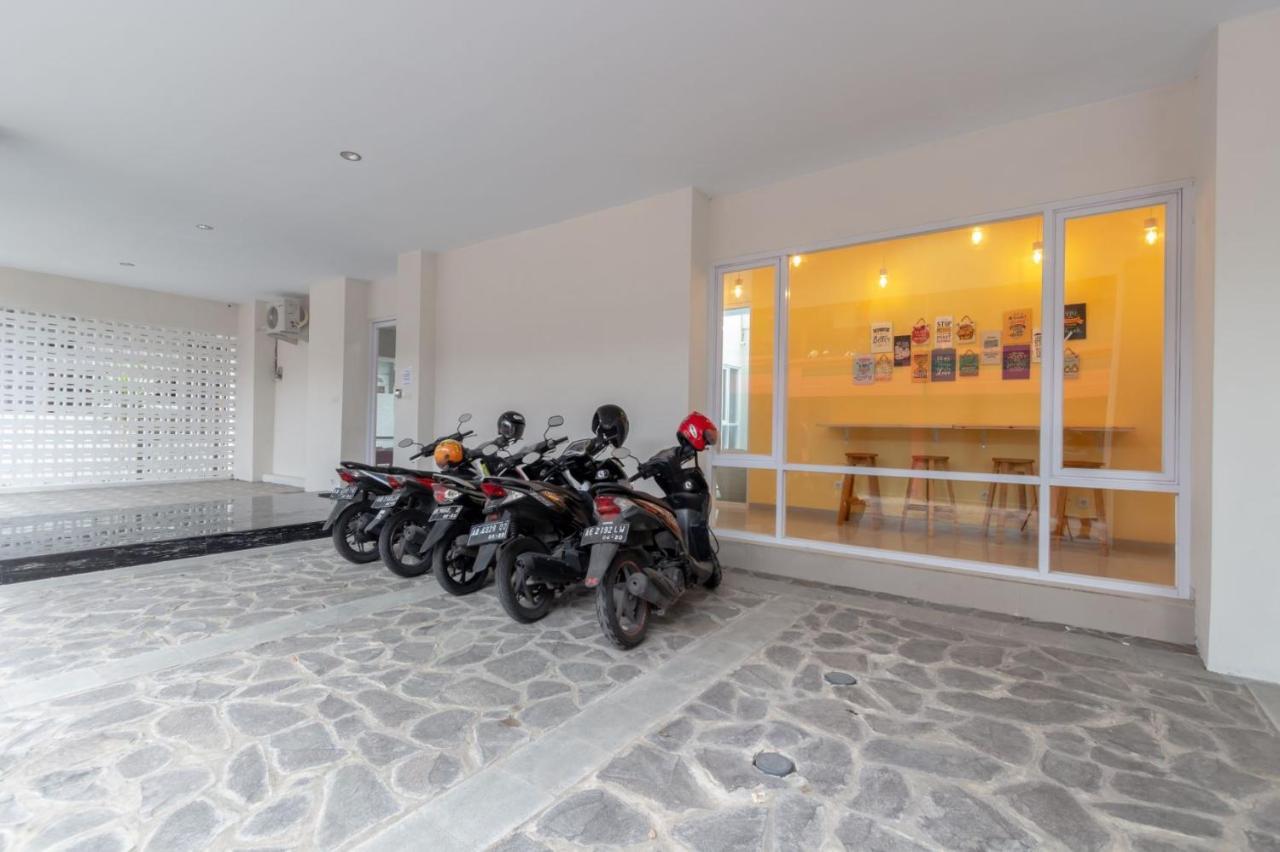 Omah Manis Hostel Yogyakarta Ngoại thất bức ảnh