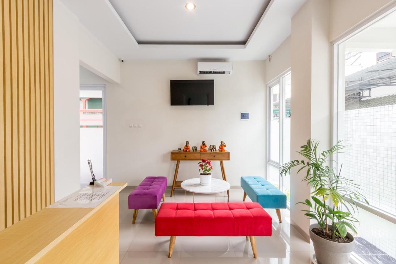 Omah Manis Hostel Yogyakarta Ngoại thất bức ảnh